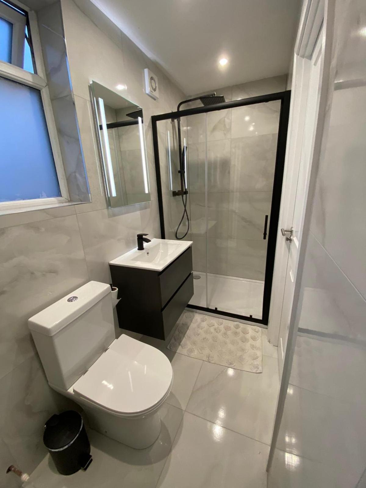 Casa vacanze Beautiful Newly Renovated House Sleeps 6 People, Only 12 Minutes By Tube To Oxford Circus *